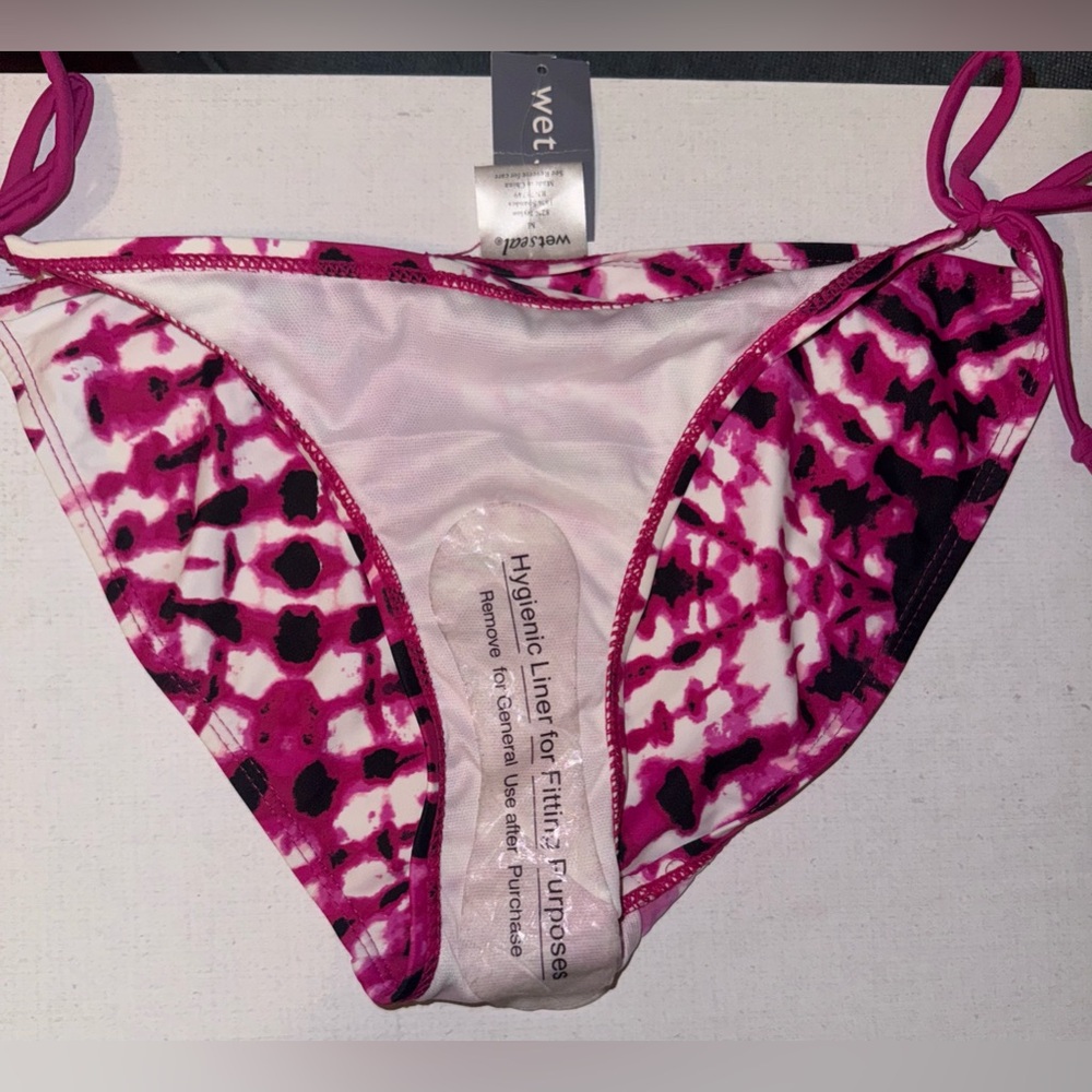 NEW WET SEAL Tie-Dye Bikini Set Pink White Ruffle Triangle Top Side Tie Bottom M - Picture 10 of 13